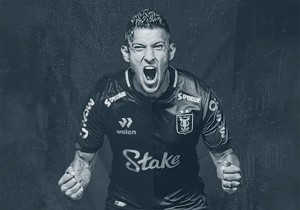 Tarjeta de contenido deportivo con identidad de equipo y apuesta visual